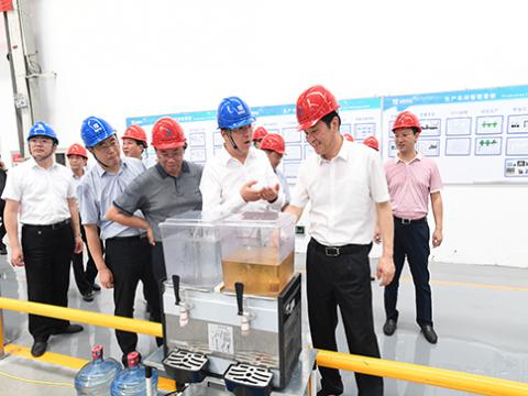 市委书记潘早云深入银娱优越会集团开展清静生产检查